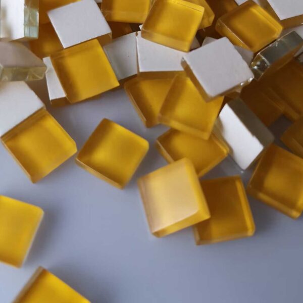 wholesale 10*10mm crystal glass mosaic